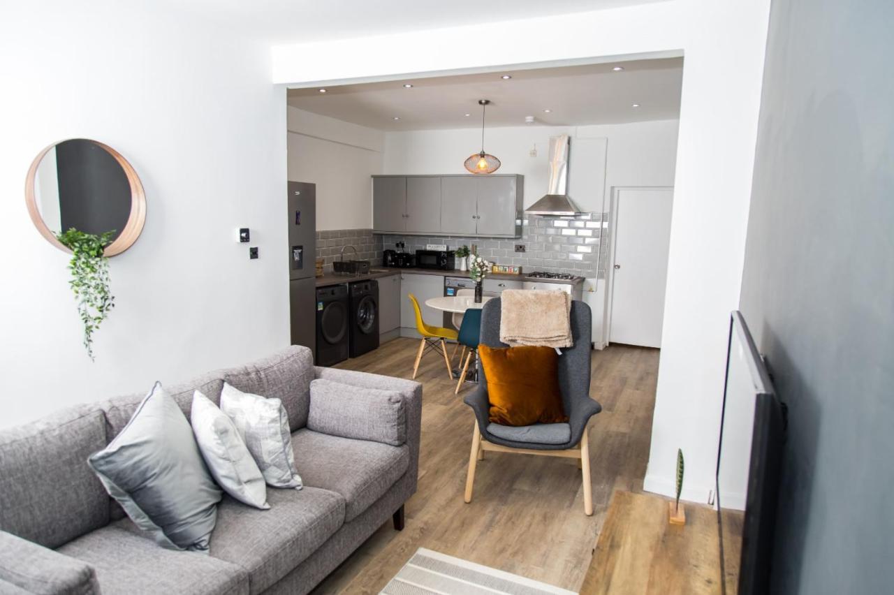 The Kensington House - Contemporary Accommodation In นอตติงแฮม ภายนอก รูปภาพ